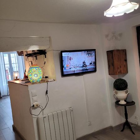 Le Rocher Appartement Cotignac Exterior photo