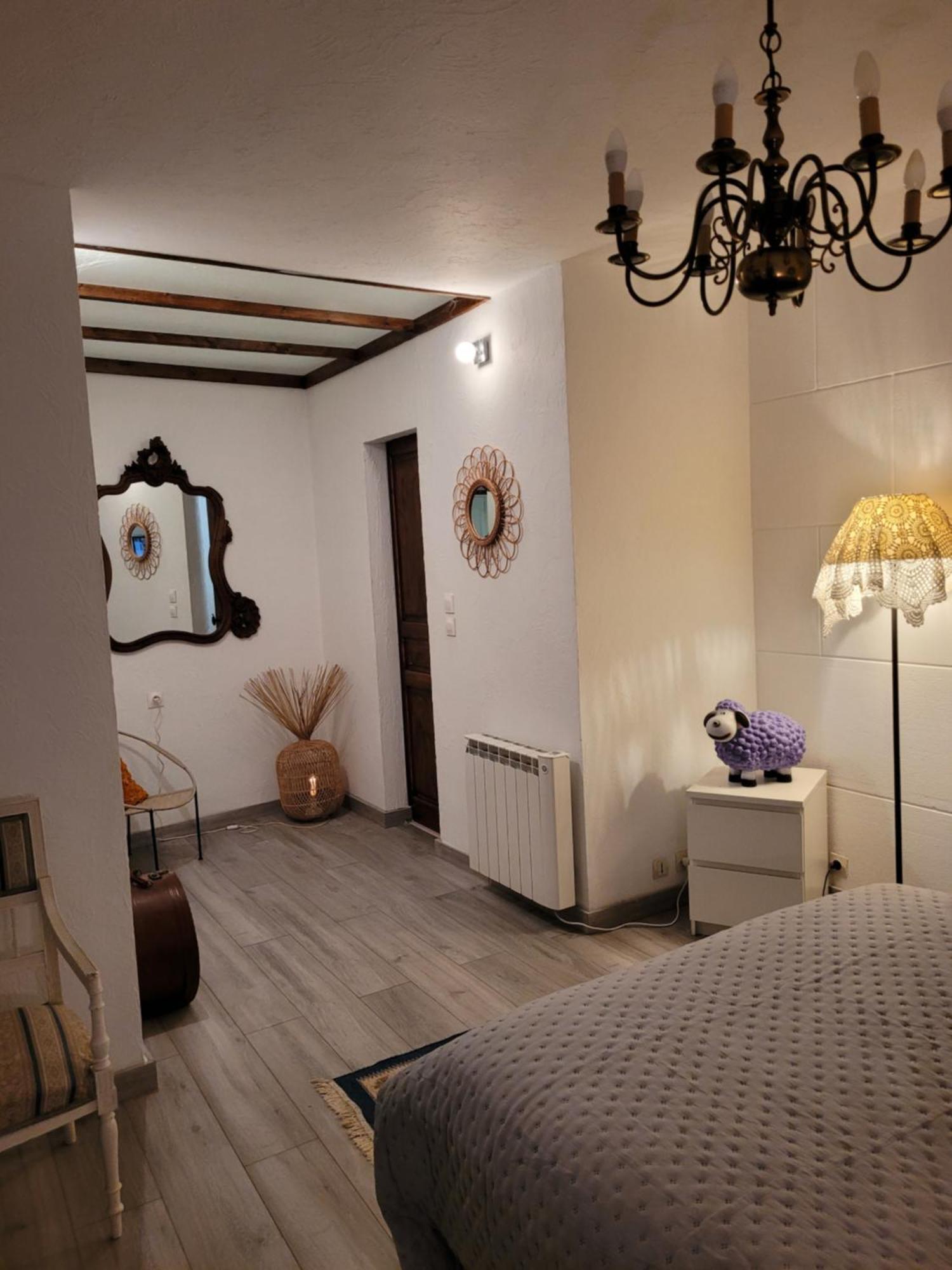 Le Rocher Appartement Cotignac Exterior photo